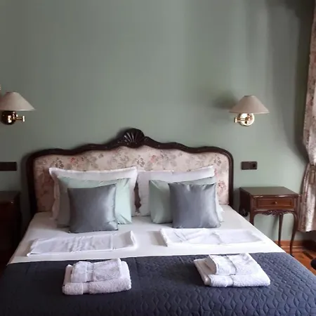 Apartament Ella *